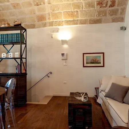 Apartment Helloapulia Casa Brumar *