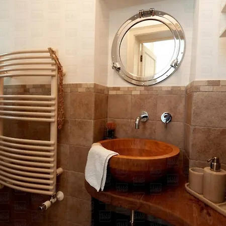 Helloapulia Casa Brumar