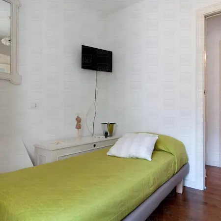 Helloapulia Casa Brumar